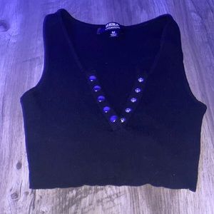 black crop top